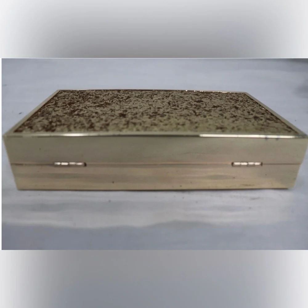 Sparkly glittered box clutch with chain. Brand New with tags - Picture 5 of 6